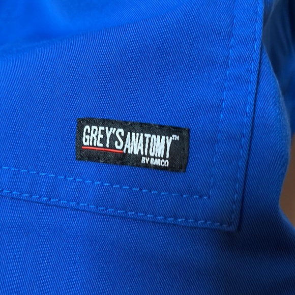Grey’s Anatomy scrub - Picture 3 of 6